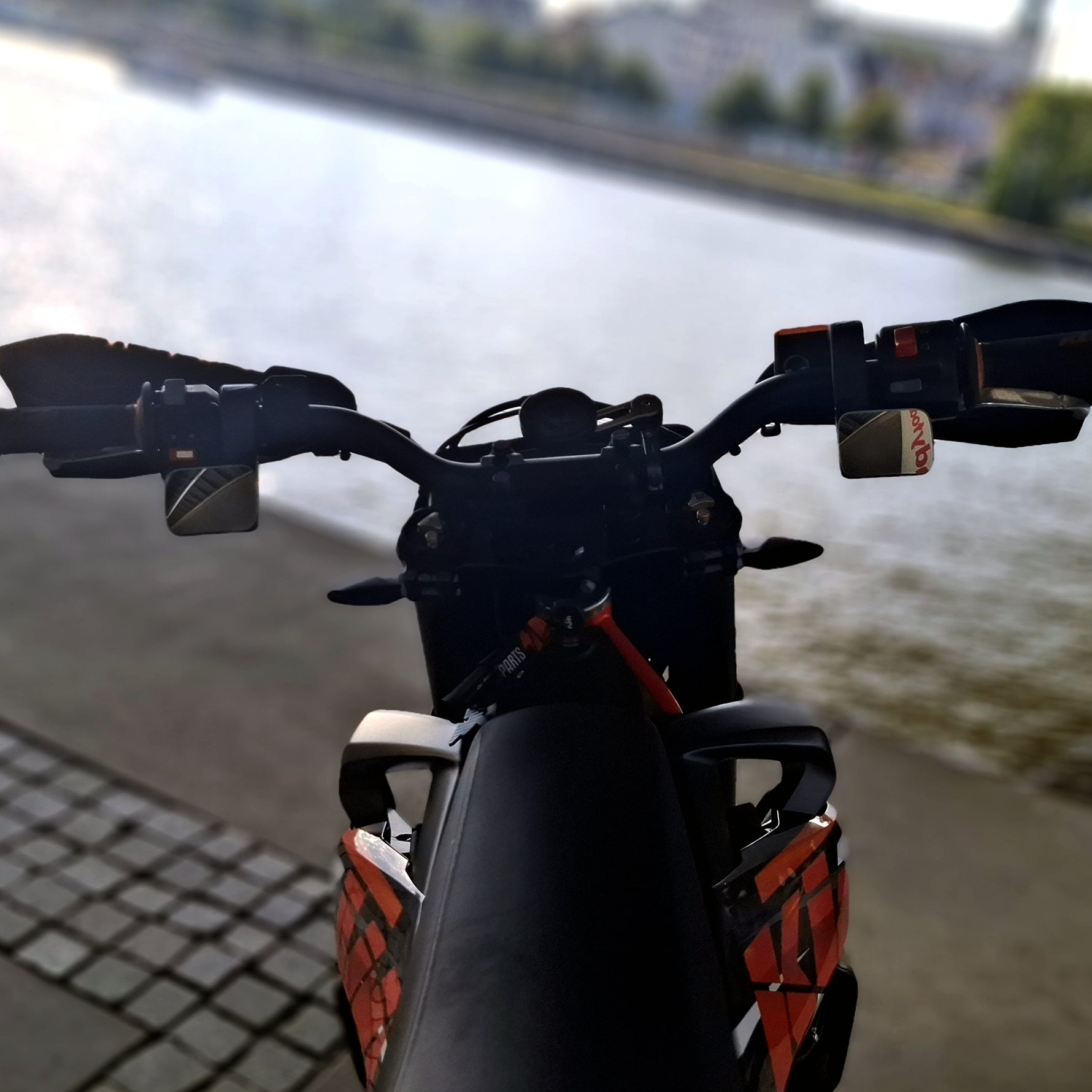 TP Underbar SM Mirrors - custom accessory mirrors M10x1.25, underbar version