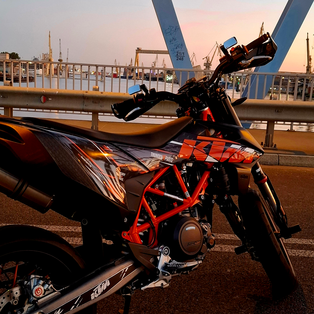 TP Supermoto Mirrors - customowe akcesoryjne lusterka M10x1.25